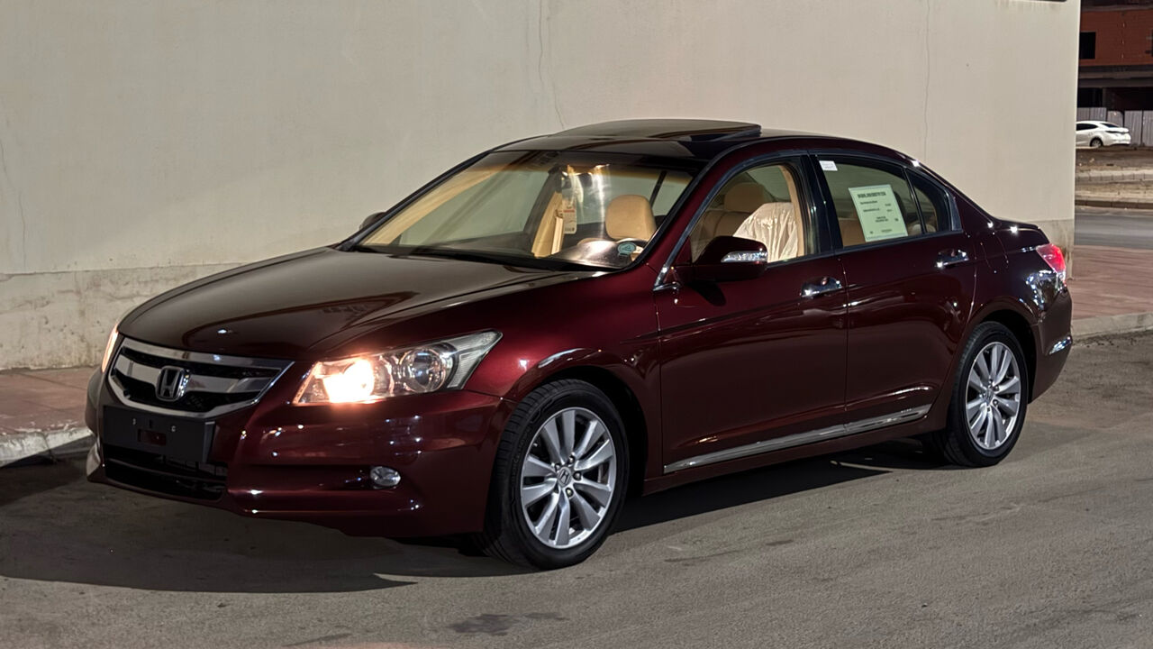 Jeddah, Vehicles, Cars & Trucks , SAR 29,  Honda Accord,  2012,  Automatic,  299 KM,    Model For Sale. للبيع هوندا أكورد موديل
