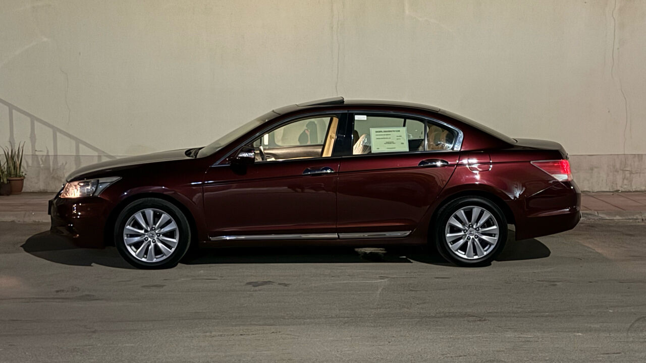 Jeddah, Vehicles, Cars & Trucks , SAR 29,  Honda Accord,  2012,  Automatic,  299 KM,    Model For Sale. للبيع هوندا أكورد موديل
