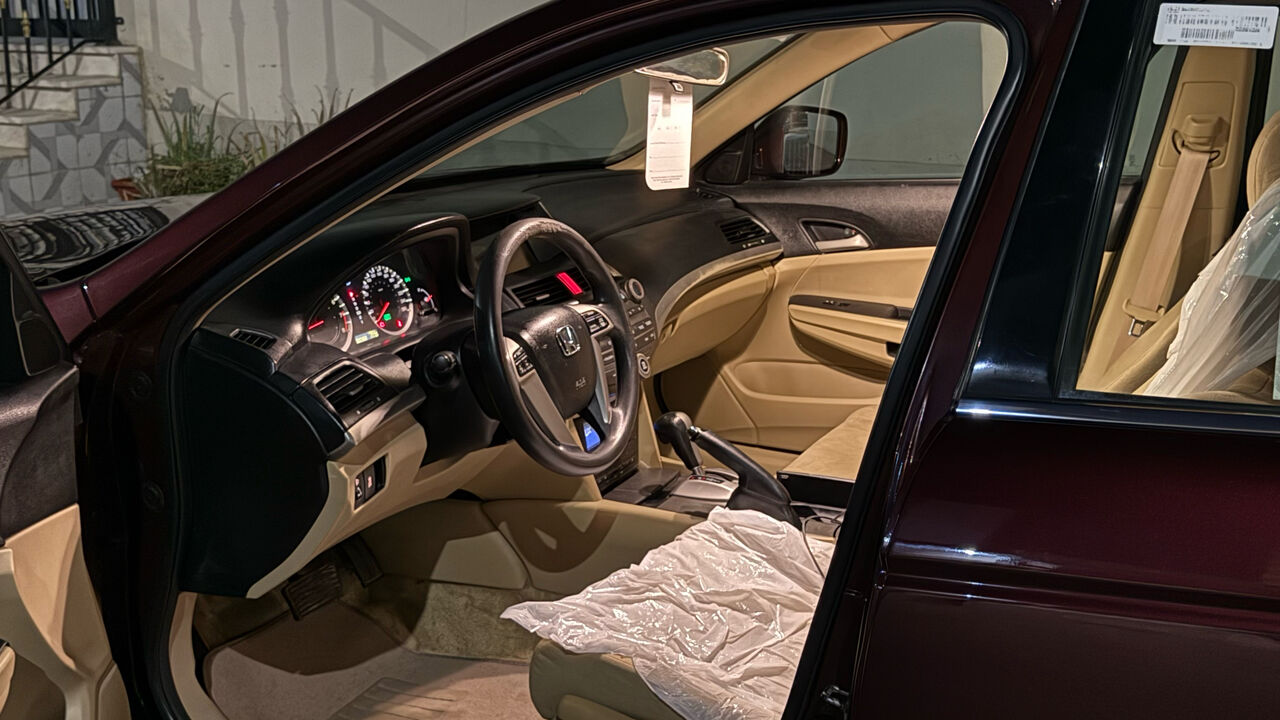 Jeddah, Vehicles, Cars & Trucks , SAR 29,  Honda Accord,  2012,  Automatic,  299 KM,    Model For Sale. للبيع هوندا أكورد موديل