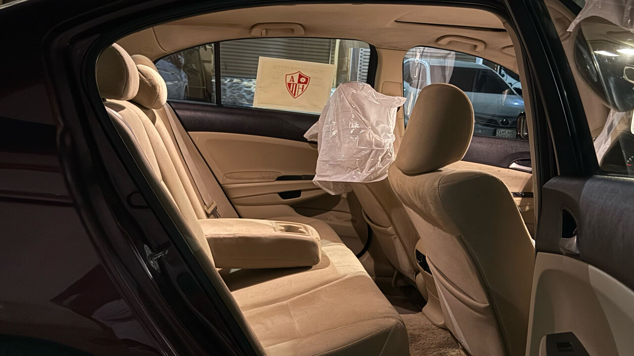 Jeddah, Vehicles, Cars & Trucks , SAR 29,  Honda Accord,  2012,  Automatic,  299 KM,    Model For Sale. للبيع هوندا أكورد موديل