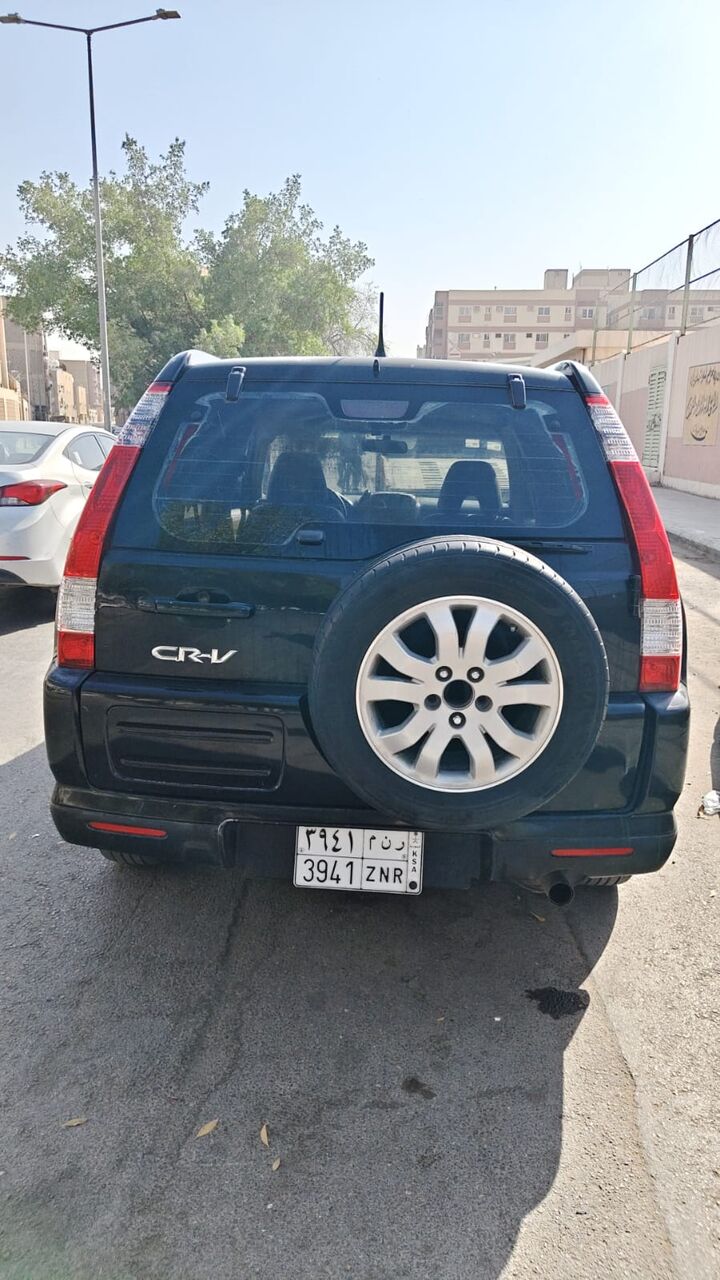 Riyadh, Vehicles, Cars & Trucks , SAR 15000,  Honda CR-V,  2005,  Automatic,  473000 KM,  Excellent Condition  Available For Sale Reasonable Price