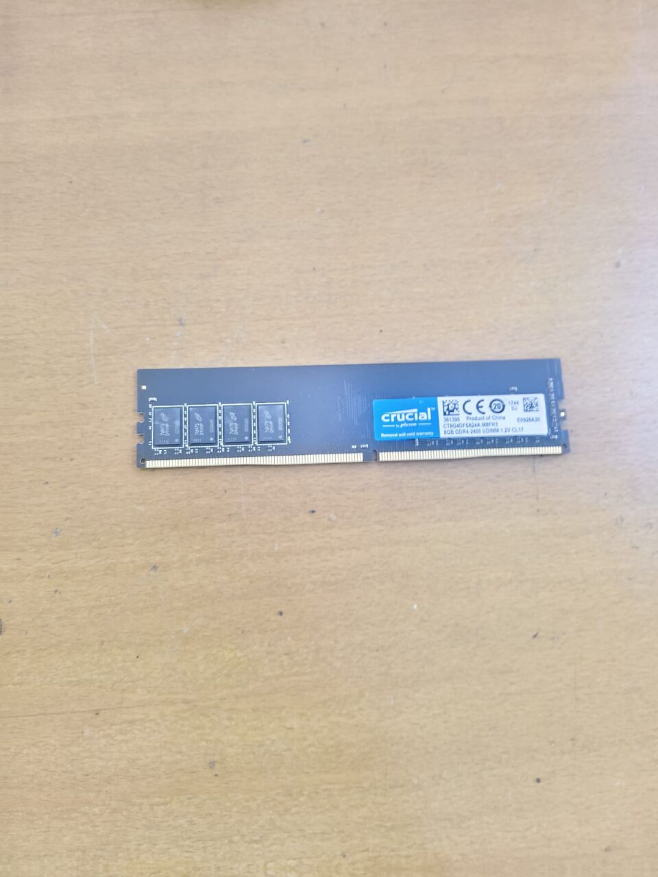 Manama, Computers, BHD 14,  Crucial (byMicron) CT8G4DFS824A.M8FH3  8GB DDR4.2400 UDIMM 1.2V CL17 PC(desktop Memory)
