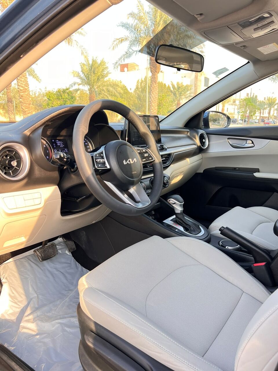 Riyadh, Vehicles, Cars & Trucks , SAR 58000,  Kia Cerato,  2023,  Automatic,  57 KM,   Full Option