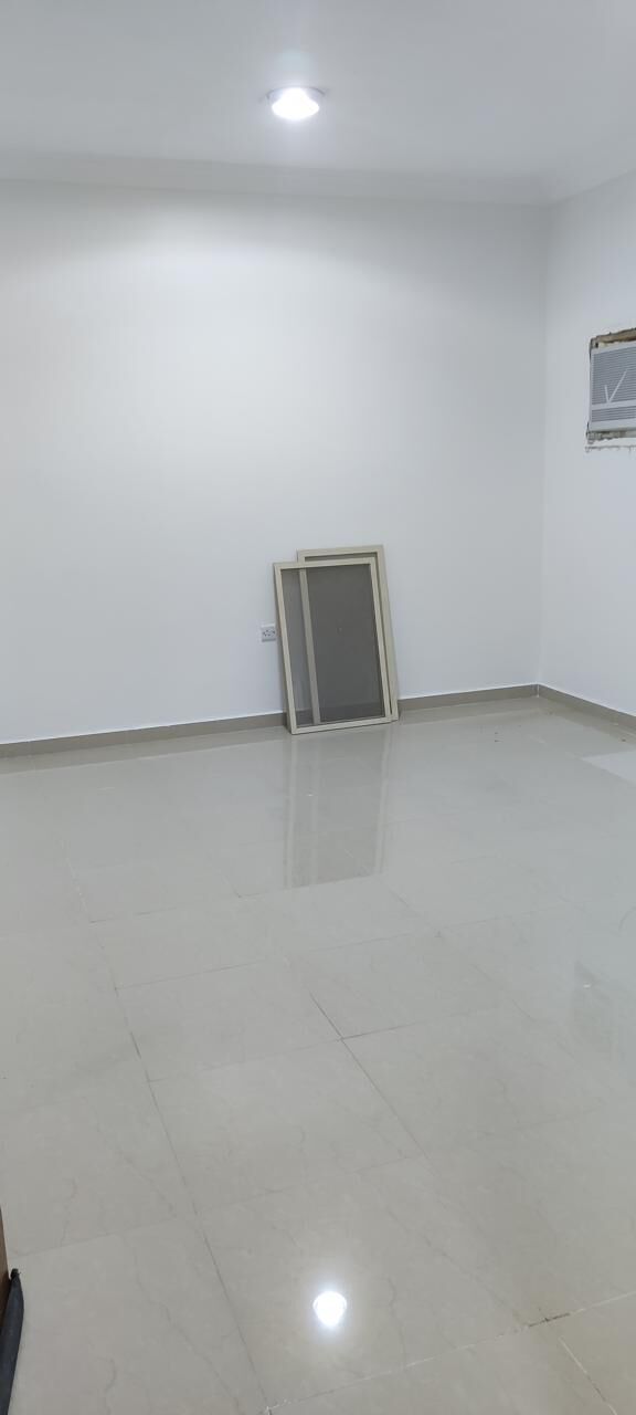 Jubail, Apartments, Flats, Houses & Villas, SAR 1200/month,  Bed Room And Bathroom For Executive Single Bachelor Only Muslim