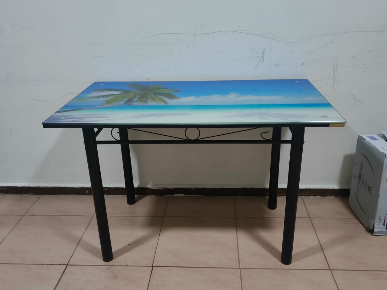 Khobar, Furniture, SAR 100,  Glass Top Dining Table For Sale