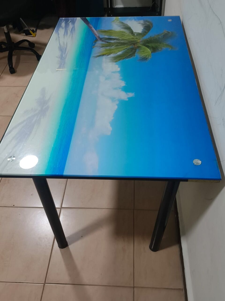 Khobar, Furniture, SAR 100,  Glass Top Dining Table For Sale
