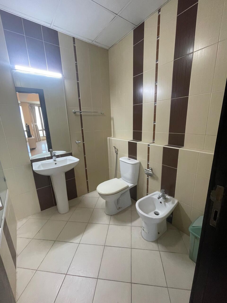 Adliya, Apartments, Flats, Houses & Villas, BHD 350/month,  Furnished,  2 BR,  95 Sq. Meter,  SPACIOUS | 3 BEDROOMS | FAMILY| GYM | ADLIYA