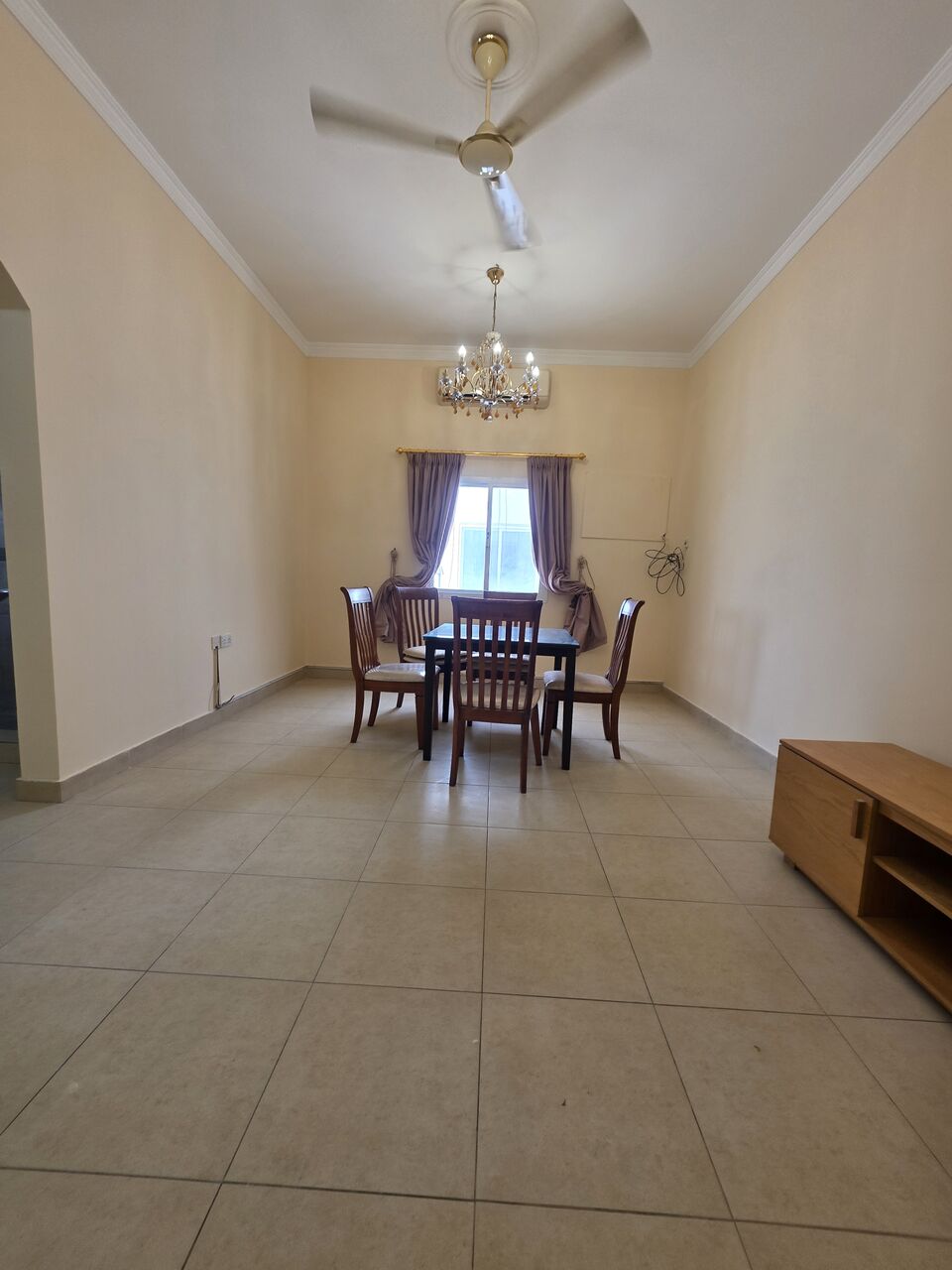 Mahooz, Apartments, Flats, Houses & Villas, BHD 280/month,  2 BR,  - Very Neet Semi Furnished 2 BHK Flat With Unlimited & Parking @280/BD In Mahooz