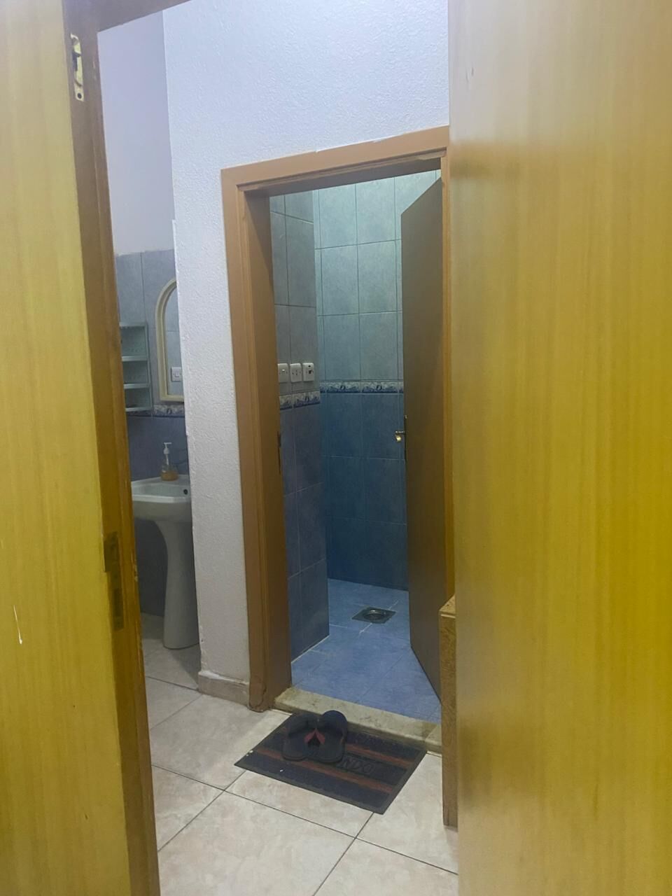Hara, Apartments, Flats, Houses & Villas, SAR 1500/month,  1 BR,  A Spacious Room Available For Rent For A SINGLE Executive Bachelor