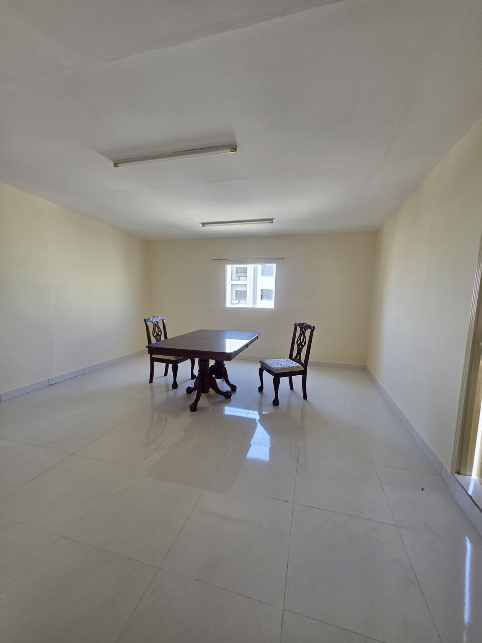 Adliya, Apartments, Flats, Houses & Villas, BHD 180/month,  2 BR,  - Very Neet & Clean UN Furnished 2 BHK Balcony Flat Without Ewa @180/BD In Adliya