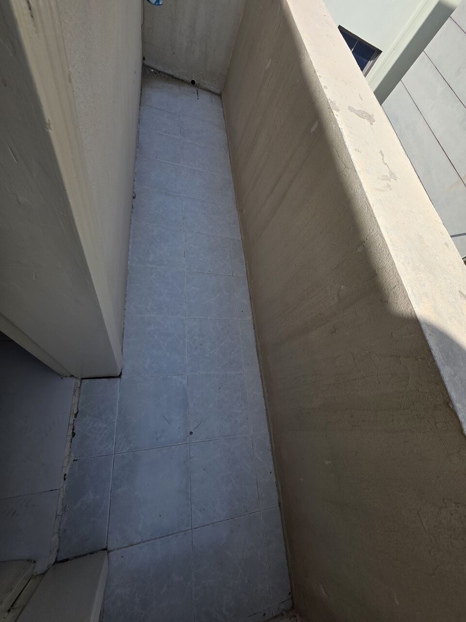 Adliya, Apartments, Flats, Houses & Villas, BHD 180/month,  2 BR,  - Very Neet & Clean UN Furnished 2 BHK Balcony Flat Without Ewa @180/BD In Adliya