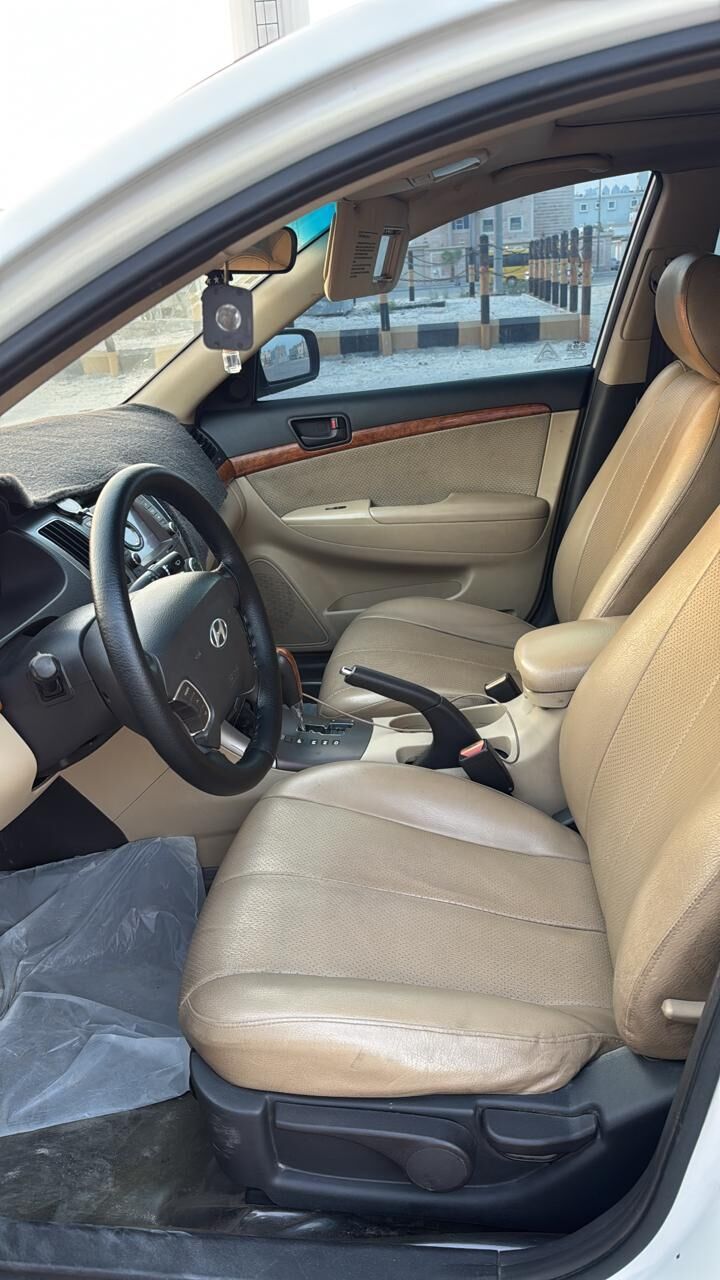 Dammam, Vehicles, Cars & Trucks , SAR 22000,  Hyundai Sonata,  2010,  Automatic,  347000 KM,