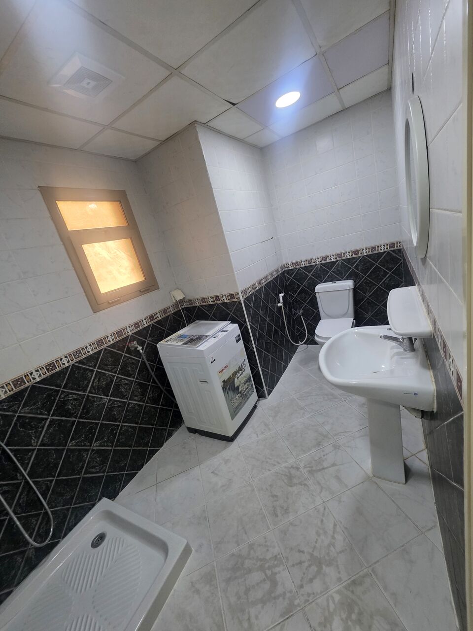 Gudaibiya, Apartments, Flats, Houses & Villas, BHD 300/month,  Furnished,  2 BR,  Parking & WiFi , Balcony - Fully Furnished 2 BHK Flat With Ewa @300/BD In Gudaibiya