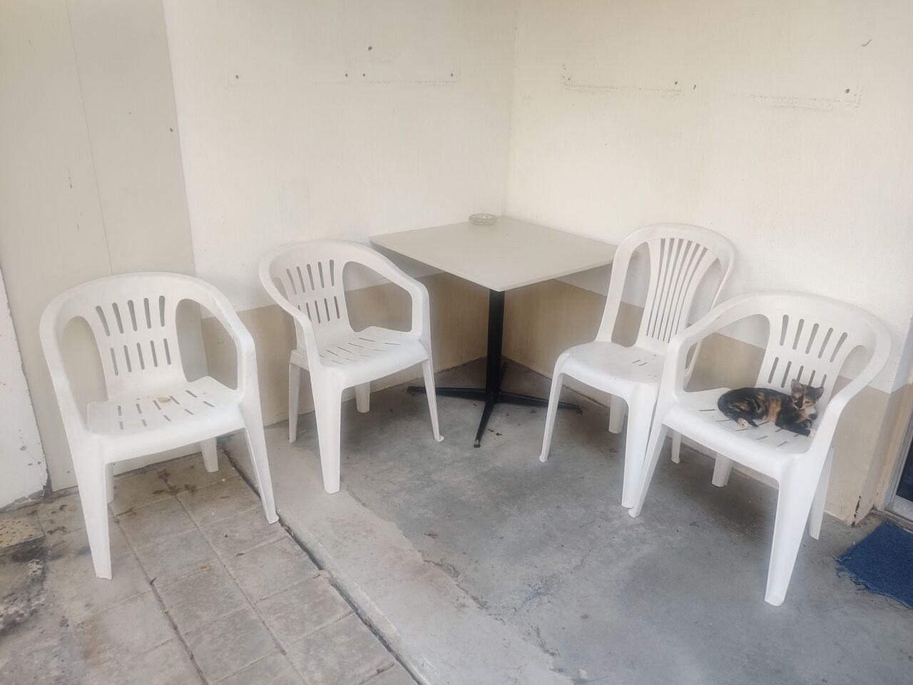 Yanbu, Furniture, SAR 500,  Household Items For Sale