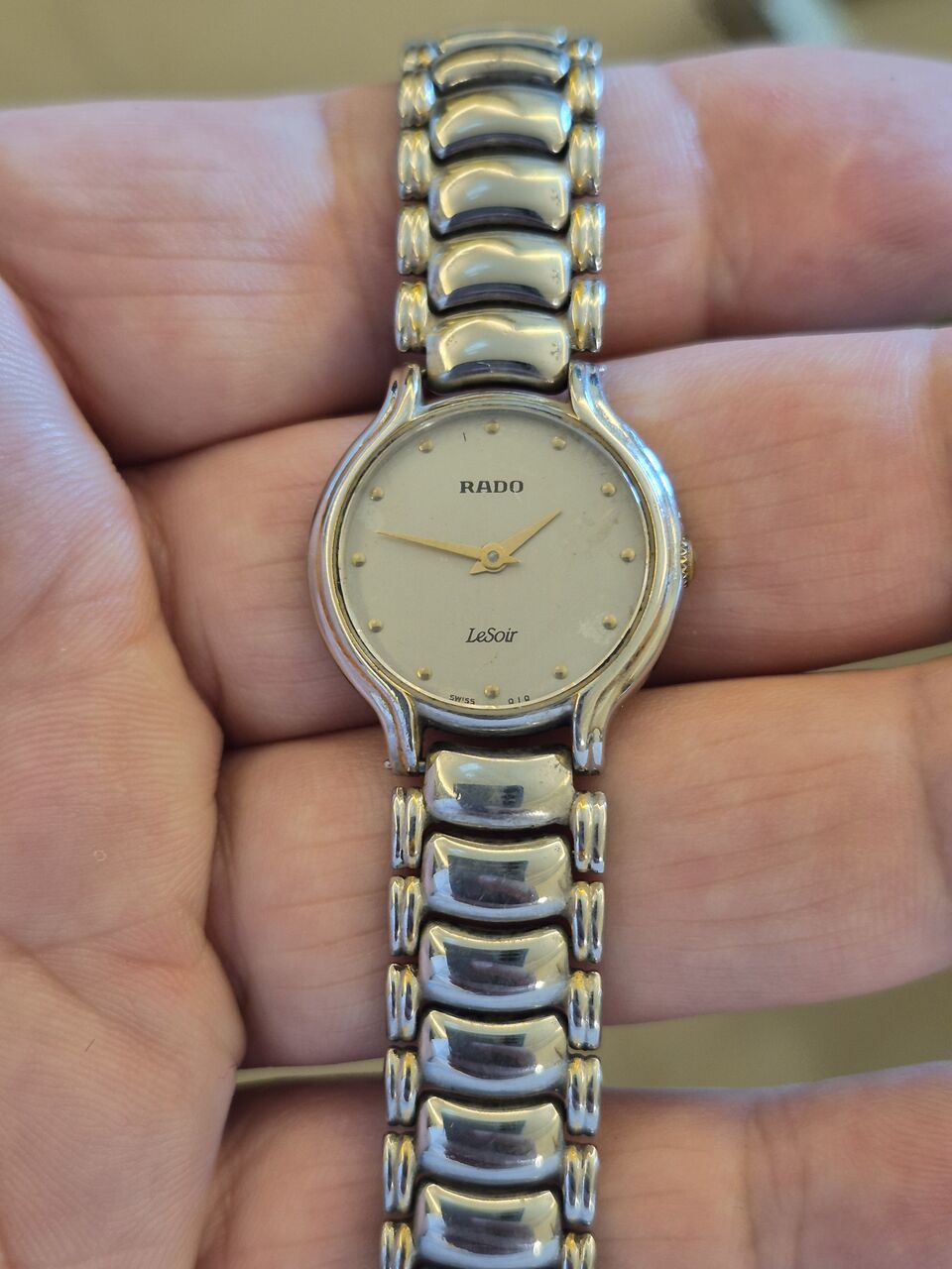 Riyadh, Watches, SAR 940,  RADO Watch For Ladies Original Swiss Made 940 Riyals