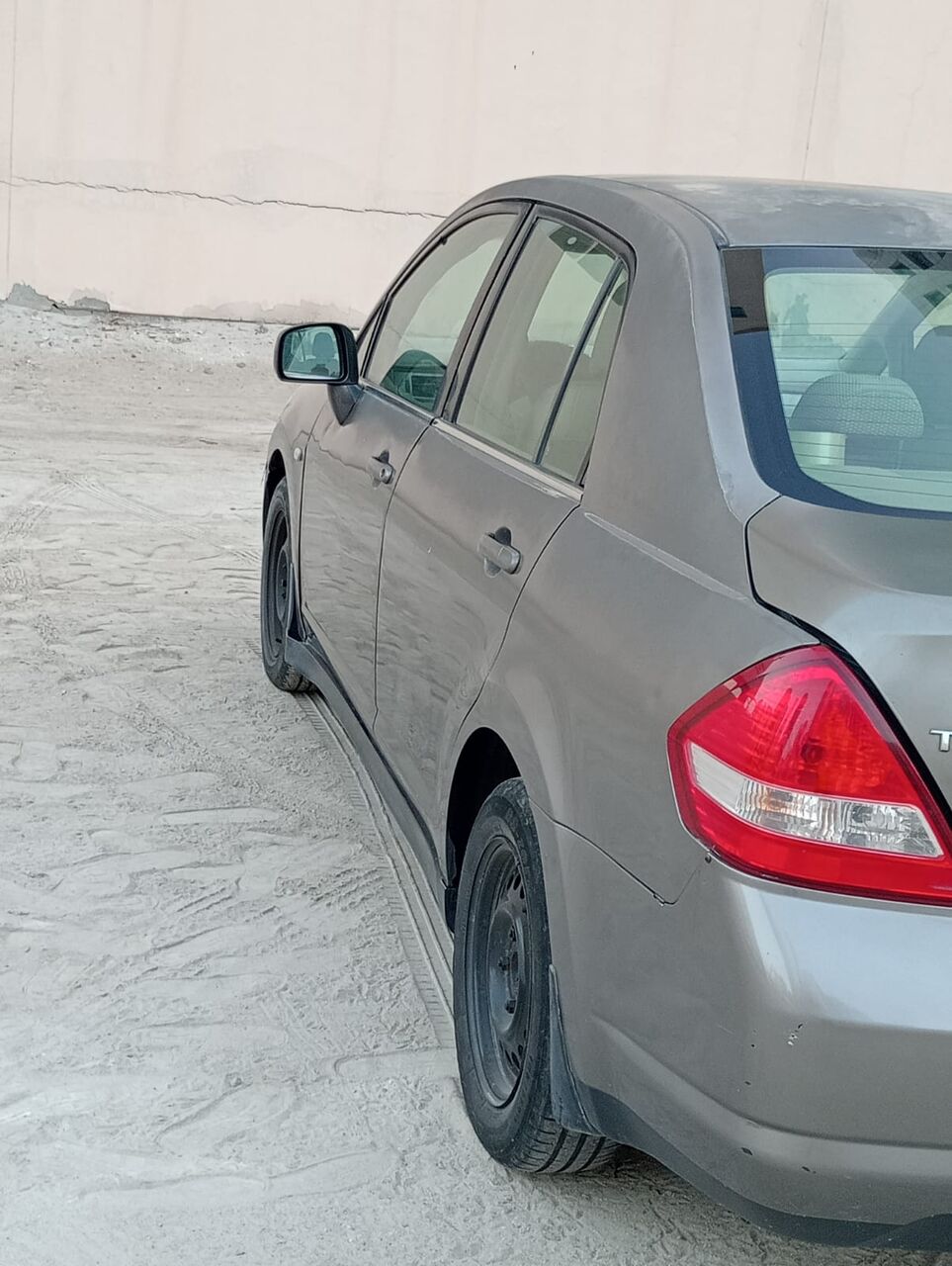 Manama, Vehicles, Cars & Trucks , BHD 750,  Nissan Tida 2006,  2006,  Automatic,  338177 KM,   - 1.6