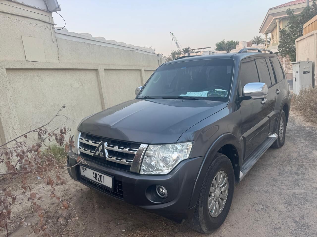Dubai, Vehicles, Cars & Trucks , AED 21000,  Mitsubishi Pajero,  2013,  Automatic,  178000 KM,  Urgent Sale -Mitsubi