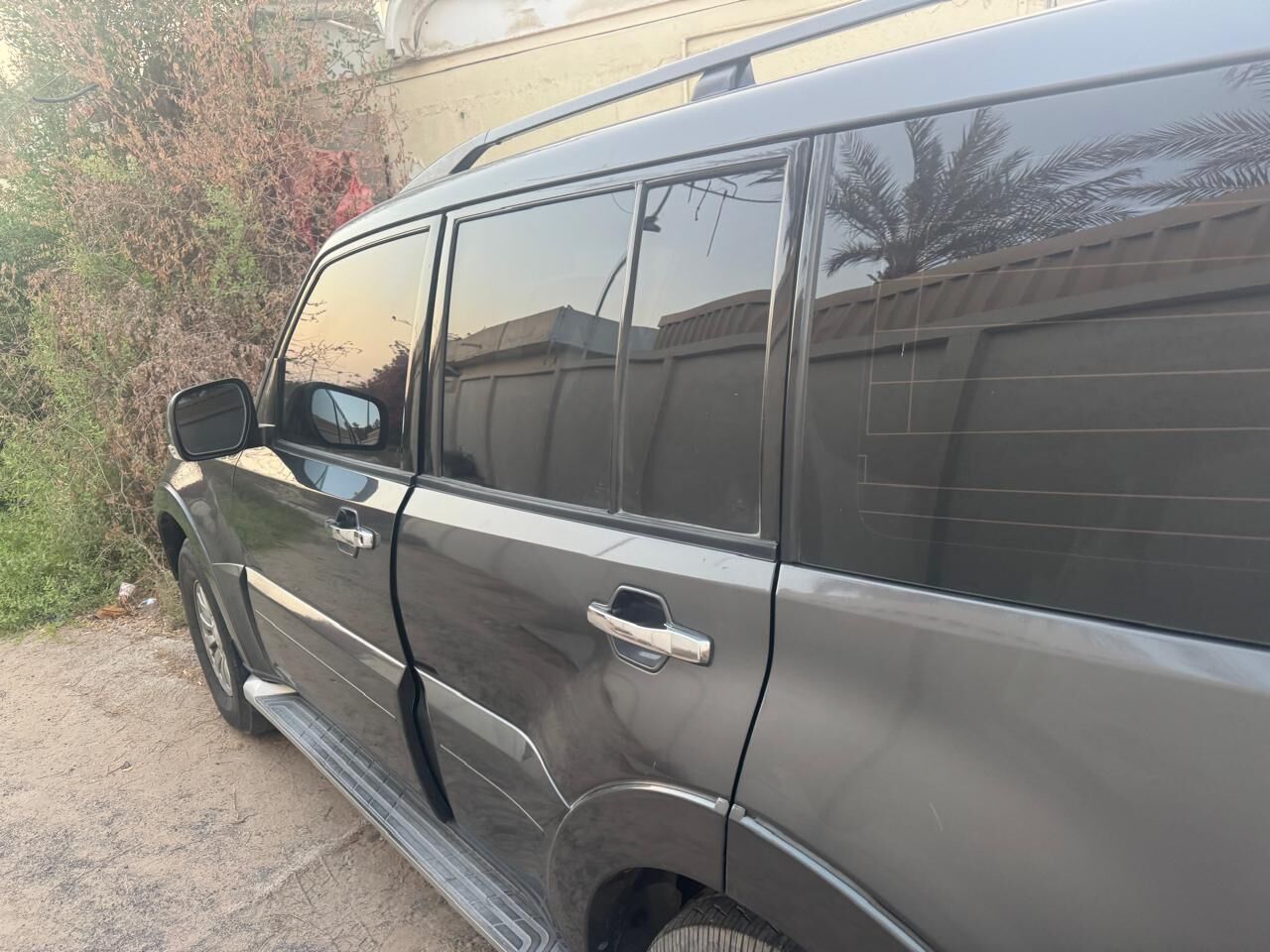 Dubai, Vehicles, Cars & Trucks , AED 21000,  Mitsubishi Pajero,  2013,  Automatic,  178000 KM,  Urgent Sale -Mitsubi