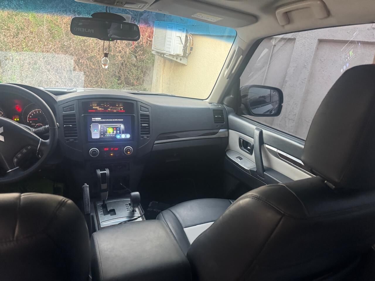 Dubai, Vehicles, Cars & Trucks , AED 21000,  Mitsubishi Pajero,  2013,  Automatic,  178000 KM,  Urgent Sale -Mitsubi