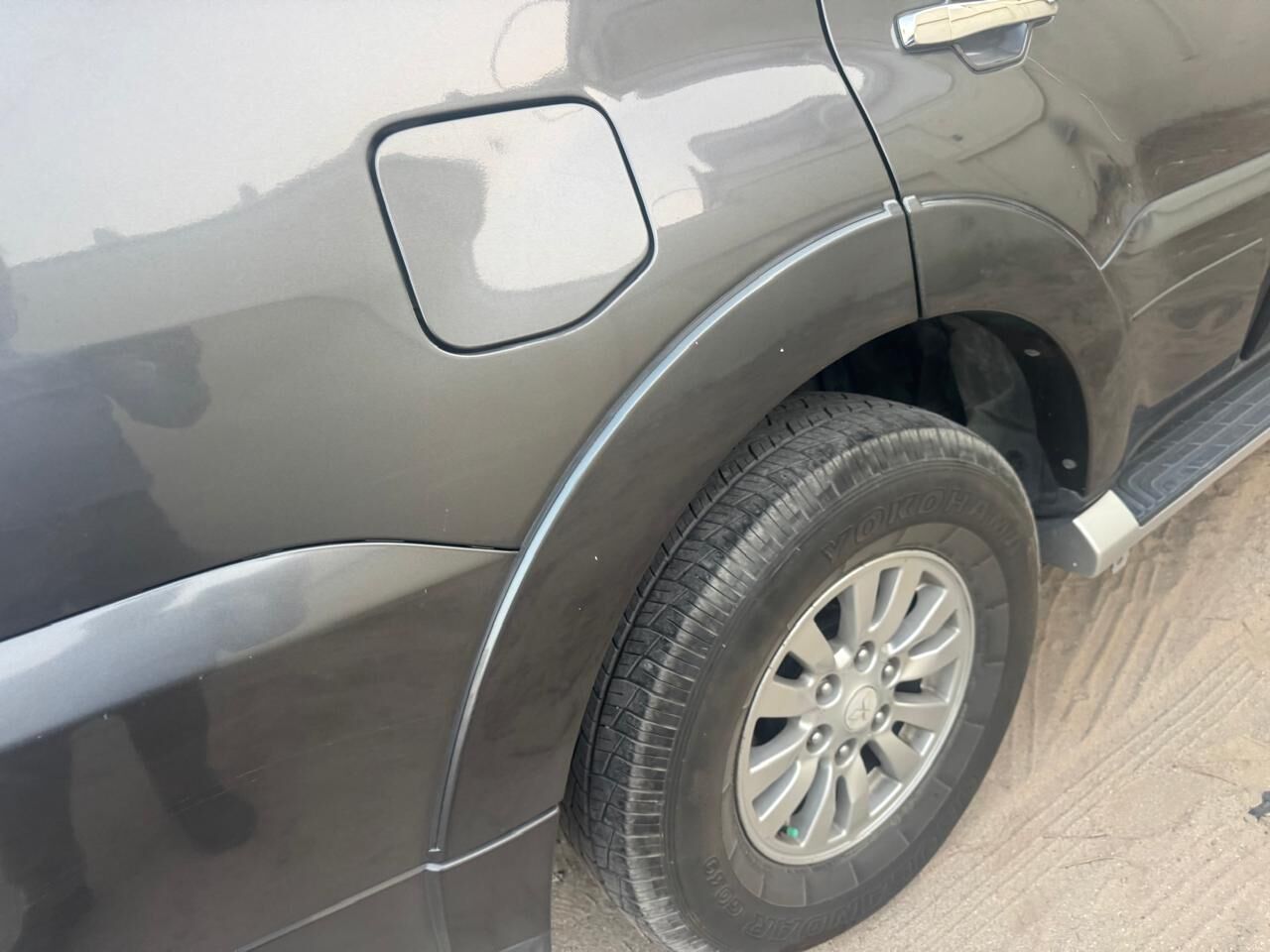 Dubai, Vehicles, Cars & Trucks , AED 21000,  Mitsubishi Pajero,  2013,  Automatic,  178000 KM,  Urgent Sale -Mitsubi