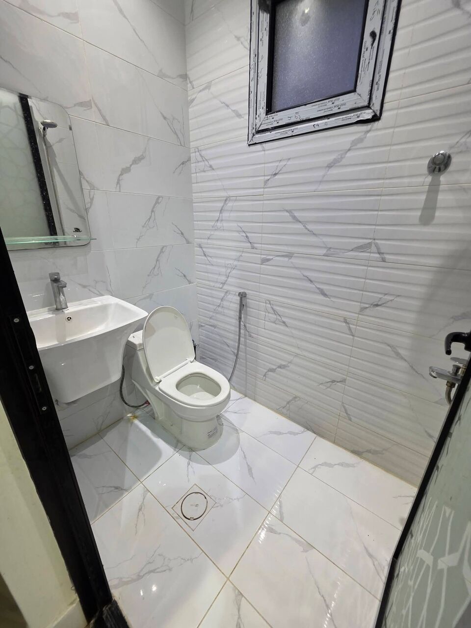 Khobar, Apartments, Flats, Houses & Villas, 2 BR,  FAMILY APARTMENT FOR RENT &ndash;TWO BEDROOMS &ndash; SAR 25,000 &ndash; WATER + AC + PARKING INCLUDED
