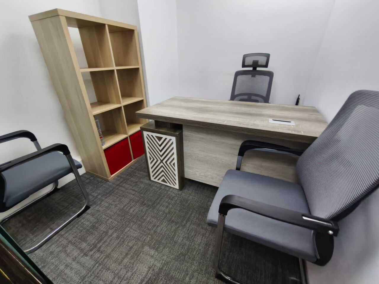 Deira, Offices, AED 14999,  100 Sq. Feet,  Fully Furnished Office Space Available For Rent In Deira,Dubai....