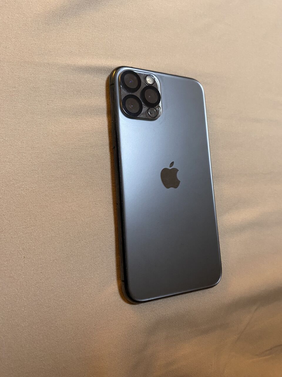 Manama, Mobile Phones, BHD 90,  Iphone 11 Pro 512 GB In Excellent Condition