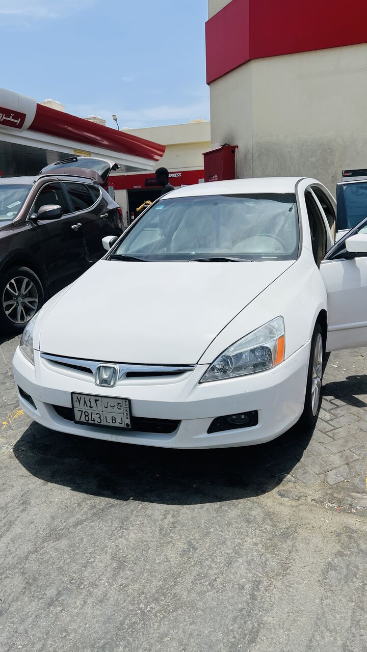 Jeddah, Vehicles, Cars & Trucks , SAR 13000,  Honda Accord,  2007,  Automatic,  272000 KM,  Urgent