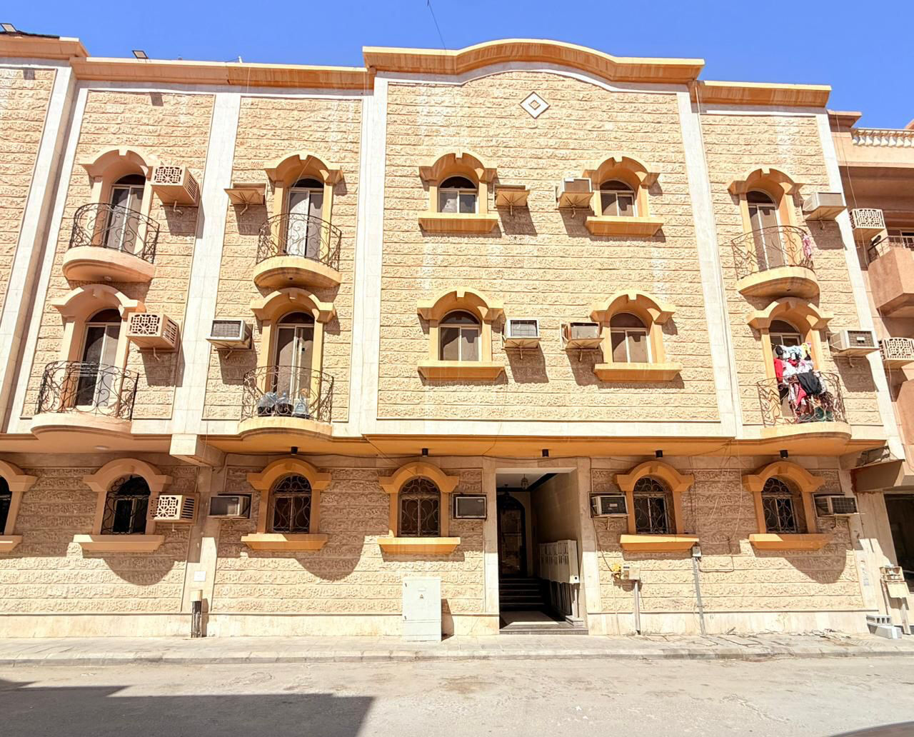 Khobar, Apartments, Flats, Houses & Villas, SAR 18500/year,  2 BR,  Family Flat