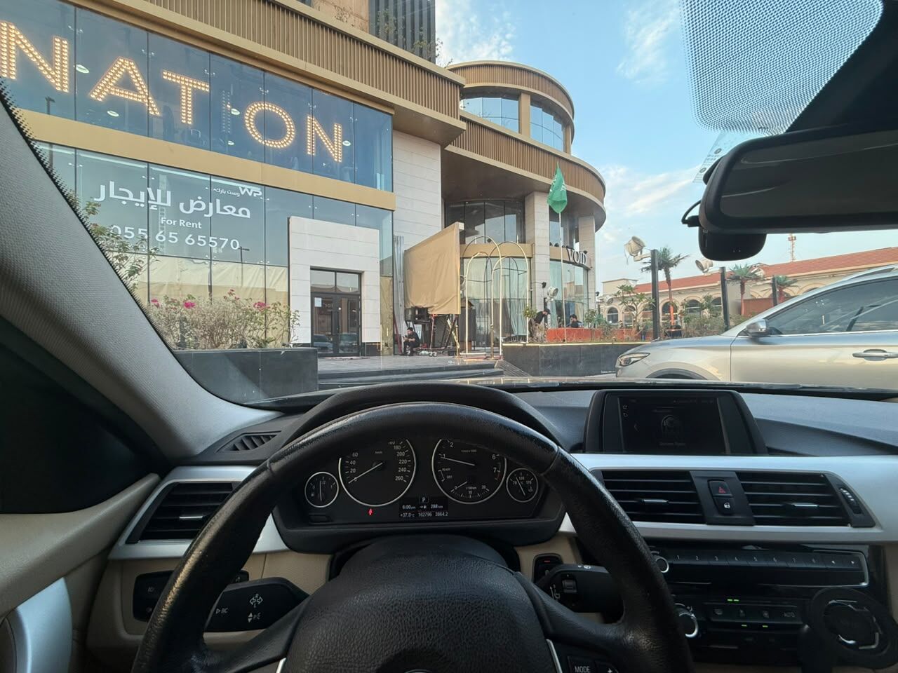 Jeddah, Vehicles, Cars & Trucks , SAR 60000,  BMW 320,  2018,  Automatic,  159000 KM,   Dark Blue Color