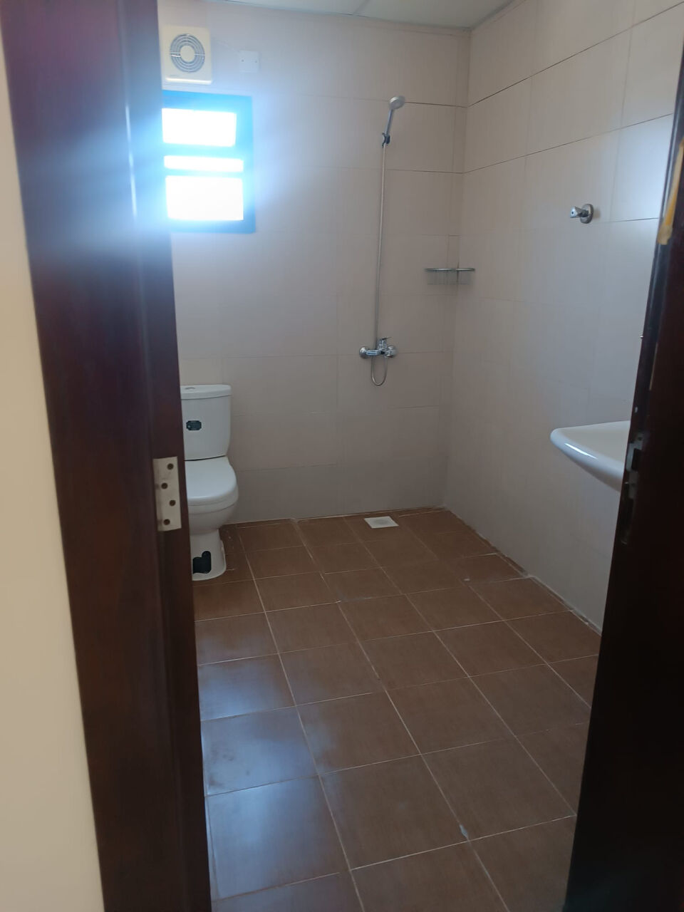 Adliya, Apartments, Flats, Houses & Villas, BHD 220/month,  2 BR,  2 Bedroom Flat For Rent Without Ewa