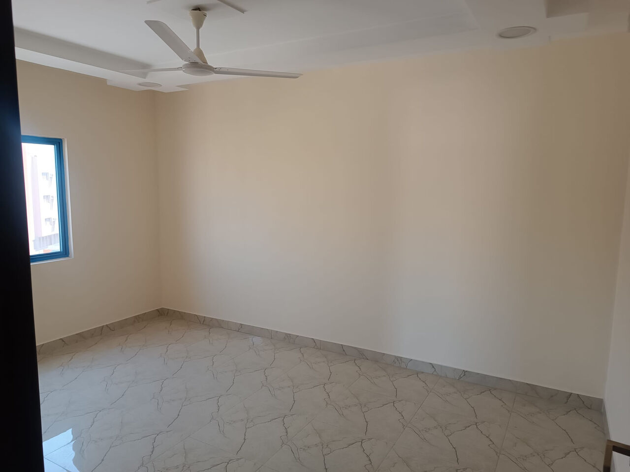 Adliya, Apartments, Flats, Houses & Villas, BHD 220/month,  2 BR,  2 Bedroom Flat For Rent Without Ewa