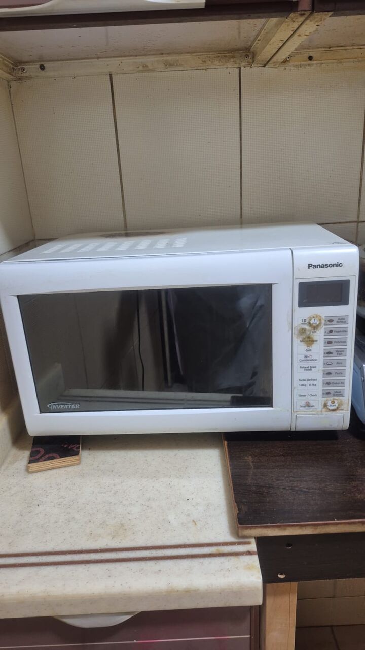 Riyadh, Electronics, SAR 200,  Panasonic Inverter Microwave Oven(white)