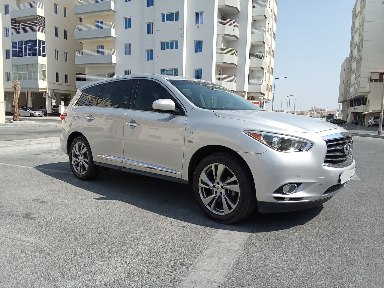 Riffa, Vehicles, Cars & Trucks , BHD 3400,  INFINITI QX60,  2014,  Automatic,  123000 KM,  3.5L V6 FULL OPTION 7 SEATER SUV SINGLE OWNED IN TOP CONDITION FOR SALE