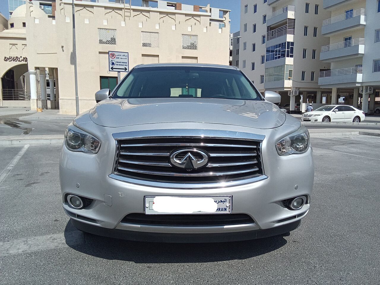 Riffa, Vehicles, Cars & Trucks , BHD 3400,  INFINITI QX60,  2014,  Automatic,  123000 KM,  3.5L V6 FULL OPTION 7 SEATER SUV SINGLE OWNED IN TOP CONDITION FOR SALE