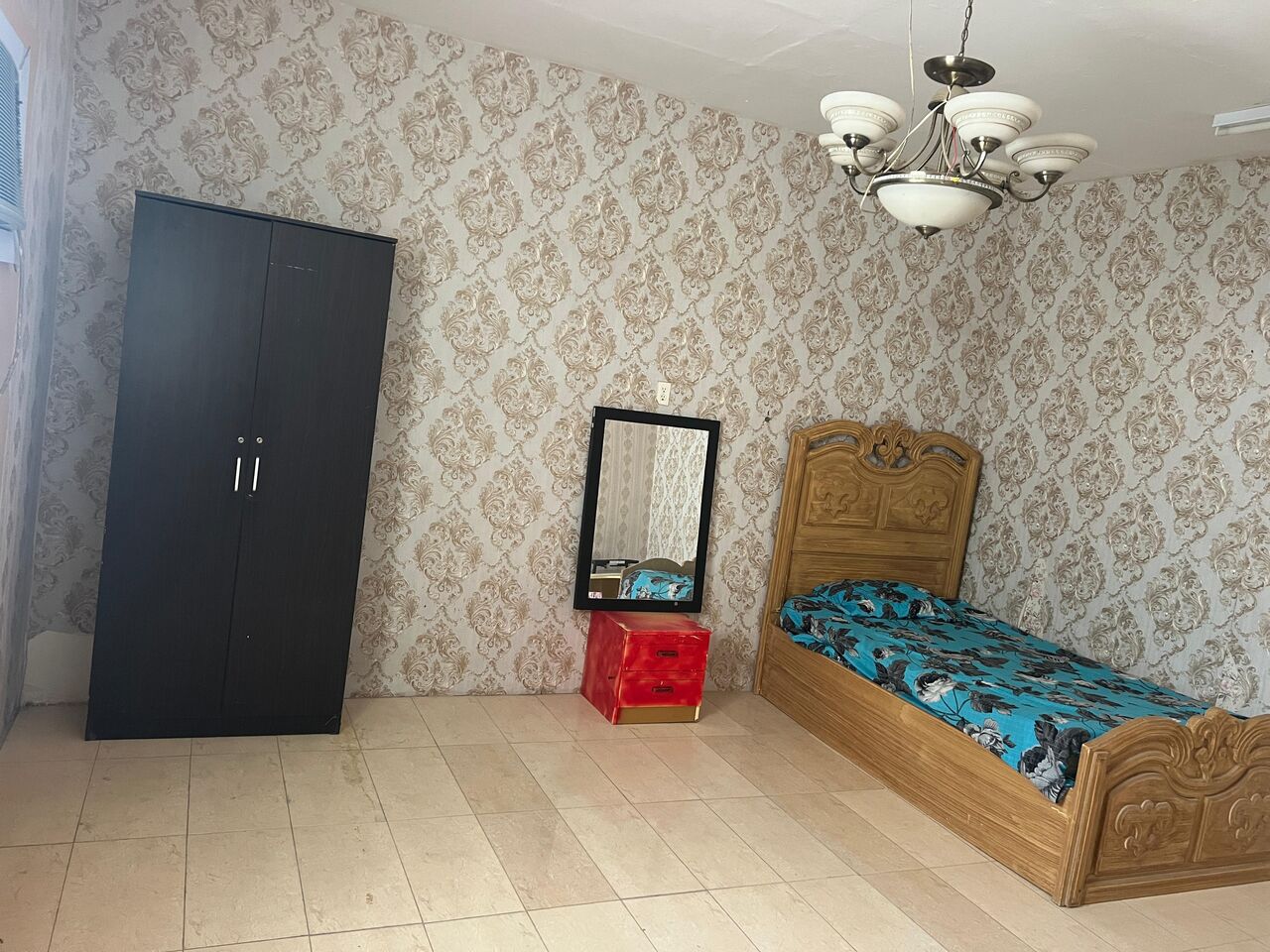 Abqaiq, Apartments, Flats, Houses & Villas, Executive Furnished Bachelor Room Available Ealectricity And Water Bill Include 850