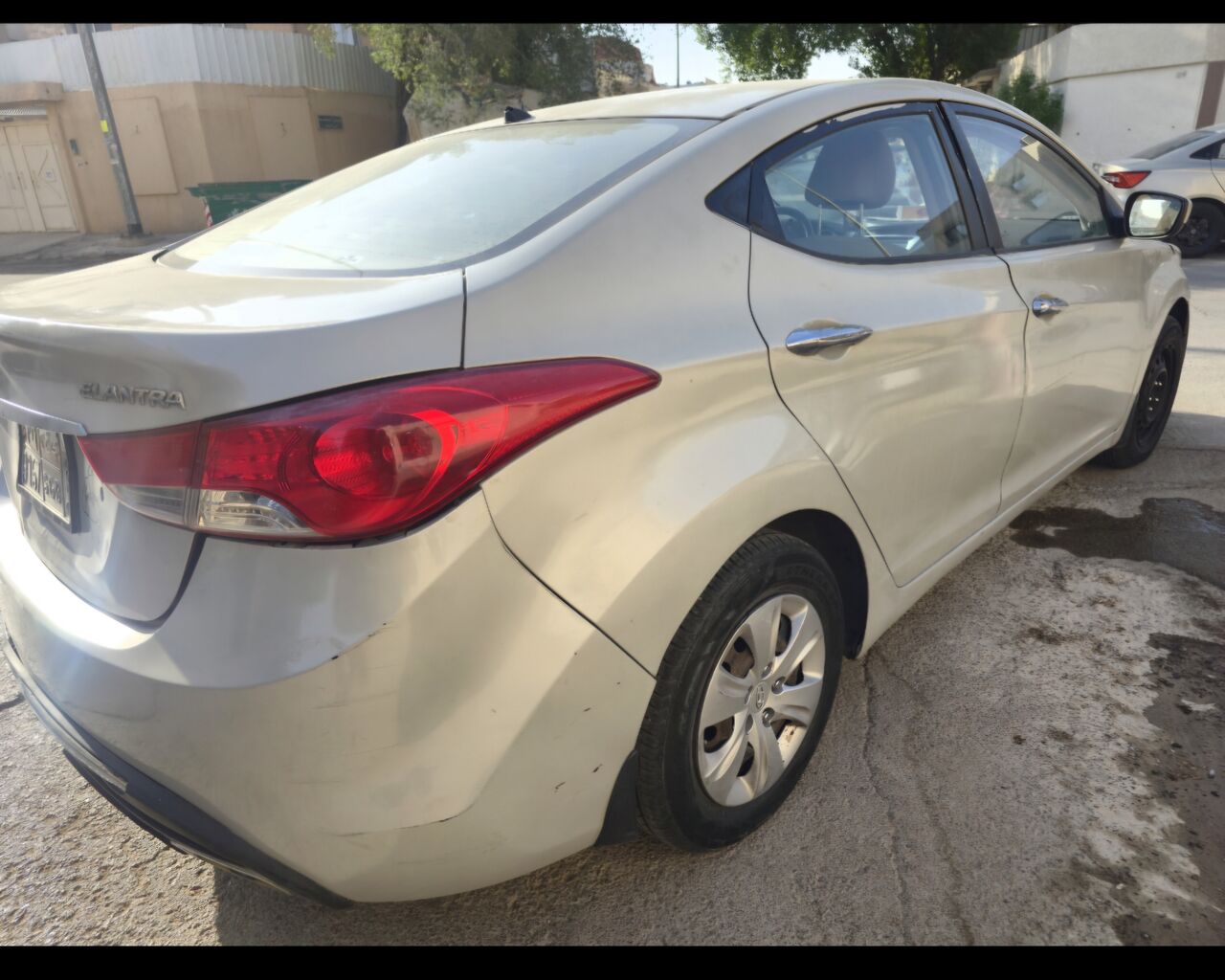 Hara, Vehicles, Cars & Trucks , SAR 20000,  Hyundai Elantra,  2012,  Automatic,  302000 KM,  In Good Condition