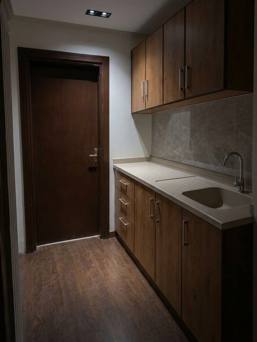 Riyadh, Rooms for Rent, SAR 16000/year,  Partition Of A Apartment And Small Kitchen And Wash Room