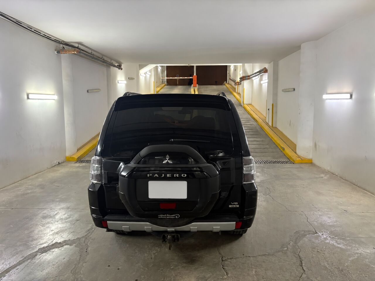 Riyadh, Vehicles, Cars & Trucks , SAR 68000,  Mitsubishi Pajero GLS 2018 &ndash; 3.5L V6 | 4WD |,  2018,  Automatic,  150000 KM,