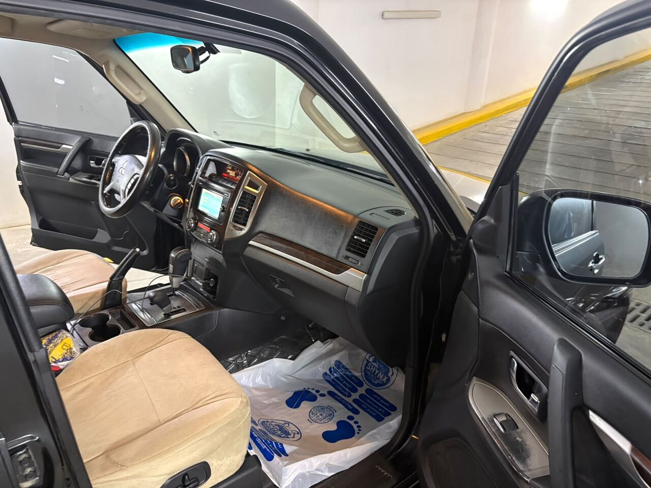 Riyadh, Vehicles, Cars & Trucks , SAR 68000,  Mitsubishi Pajero GLS 2018 &ndash; 3.5L V6 | 4WD |,  2018,  Automatic,  150000 KM,
