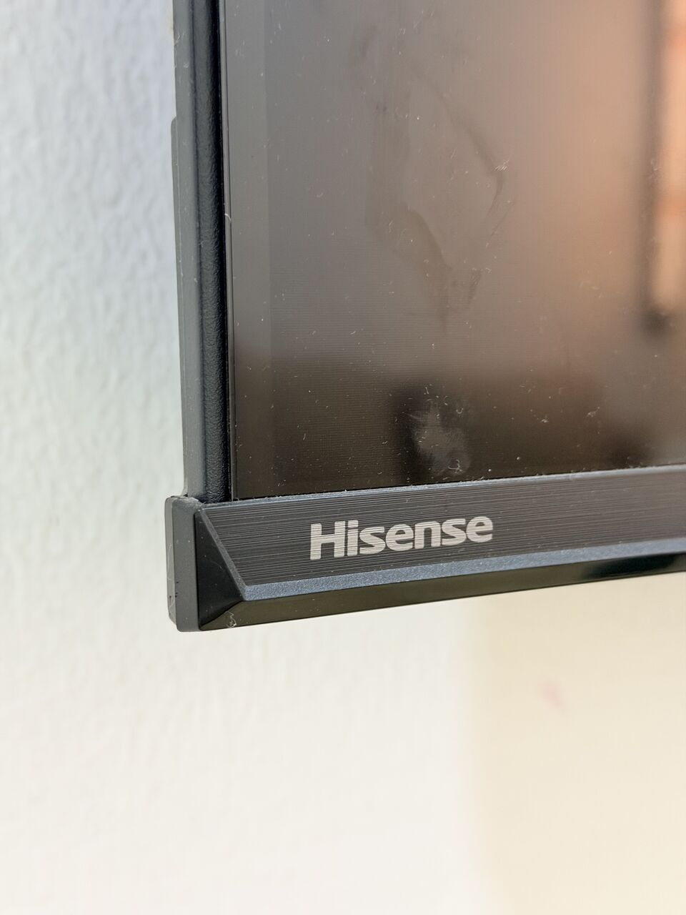 Salmaniya, Electronics, BHD 98,  Hisense Smart TV
