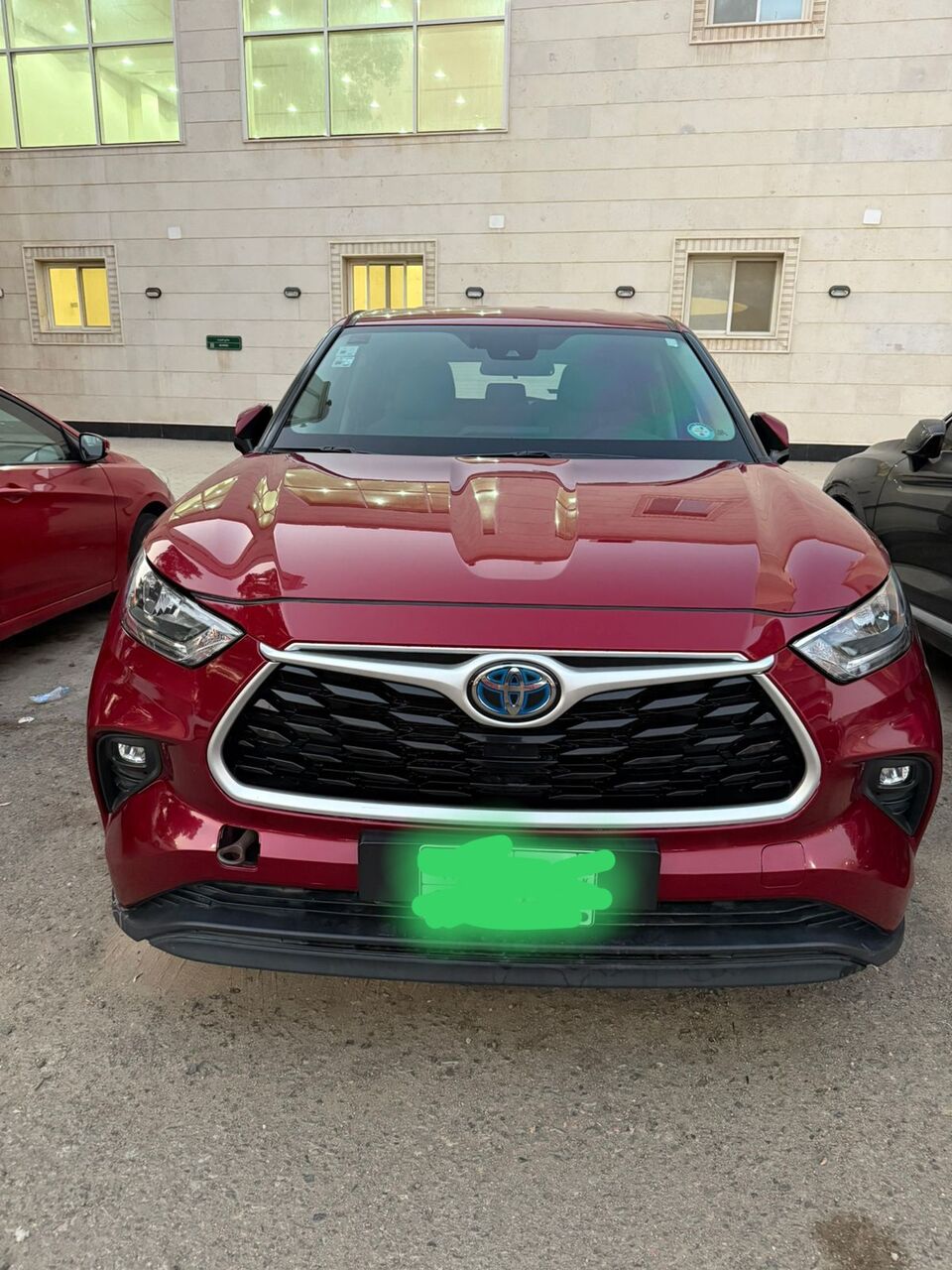 Jeddah, Vehicles, Cars & Trucks , SAR 95000,  Toyota Highlander Hybrid,  2020,  Automatic,  107000 KM,