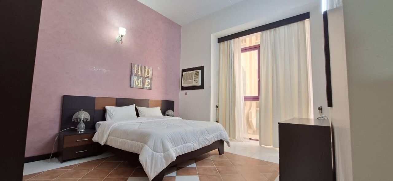 Adliya, Apartments, Flats, Houses & Villas, BHD 450/year,  3 BR,  Fully Furnished 3 Bedroom 3 Bathroom With Ewa Flat For Rent In : Adliya