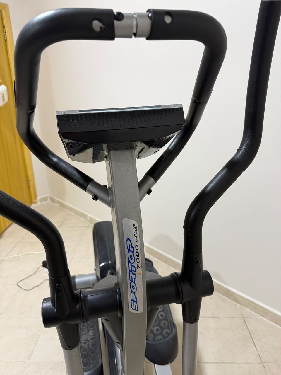 Riyadh, Household Items, SAR 850,  Selling Elliptical Fitness Machine  (Sporttop Plus E7000)