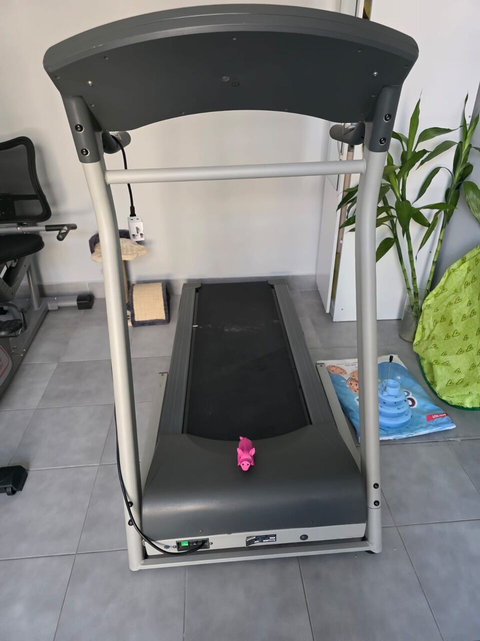 Manama, Appliances, BHD 50,  Electrical Treadmill