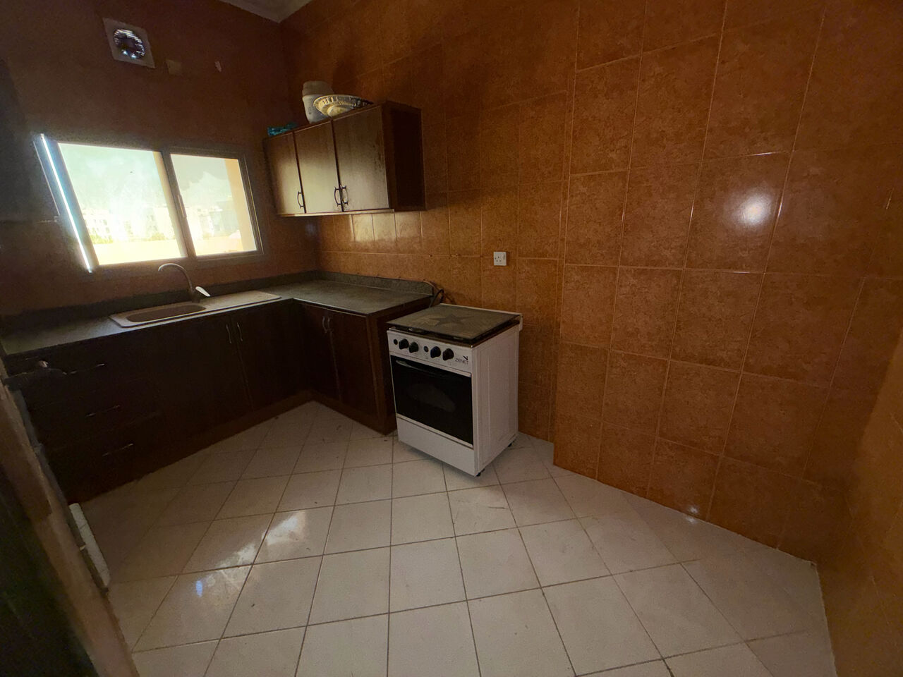 Adliya, Apartments, Flats, Houses & Villas, BHD 190/month,  1 BR,  1 Bedroom Flat For Rent Unlimited Ewa