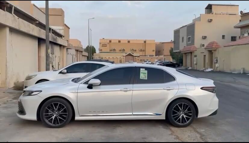 Abha, Vehicles, Cars & Trucks , SAR 105000,  Toyota Camry Hybrid,  2024,  Automatic,  47400 KM,  Camry GLE Hybrid