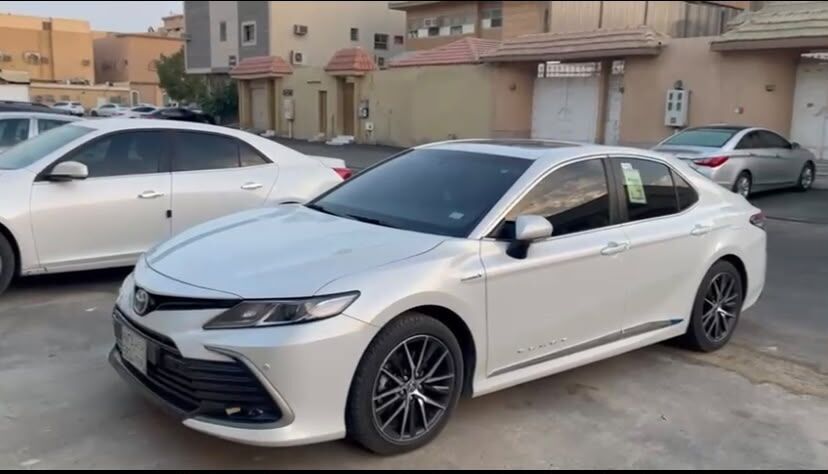 Abha, Vehicles, Cars & Trucks , SAR 105000,  Toyota Camry Hybrid,  2024,  Automatic,  47400 KM,  Camry GLE Hybrid