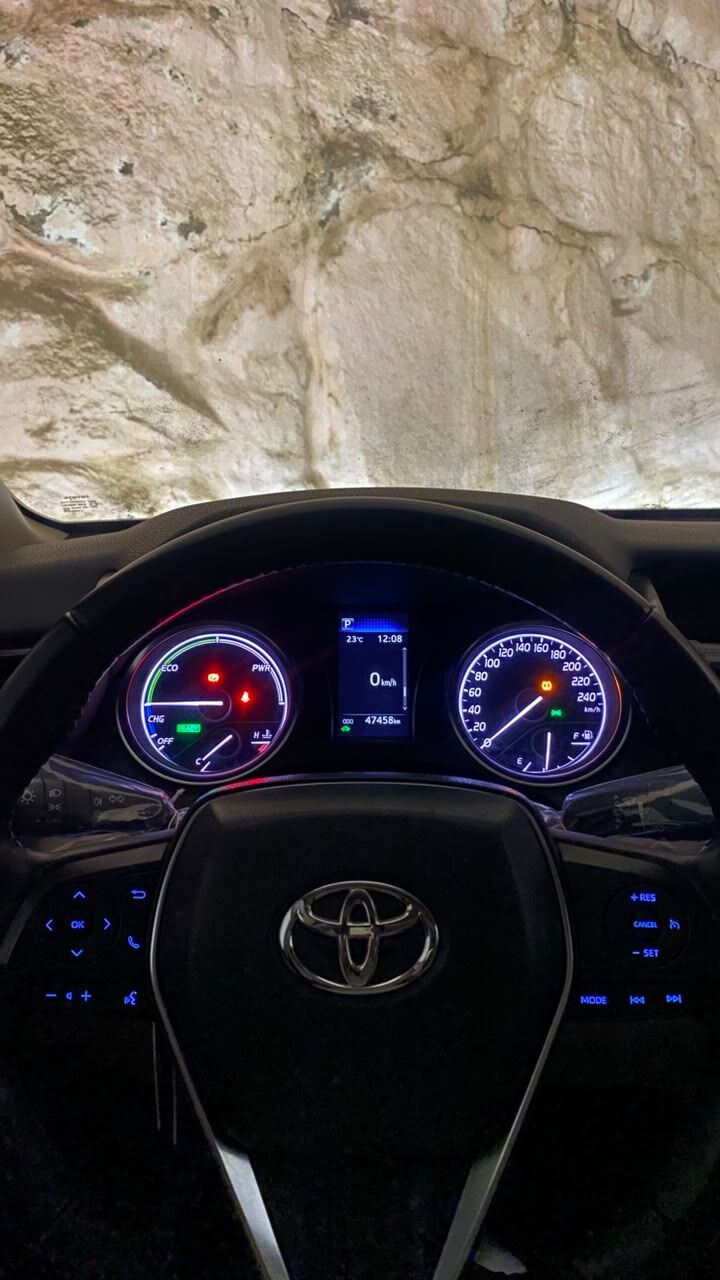 Abha, Vehicles, Cars & Trucks , SAR 105000,  Toyota Camry Hybrid,  2024,  Automatic,  47400 KM,  Camry GLE Hybrid