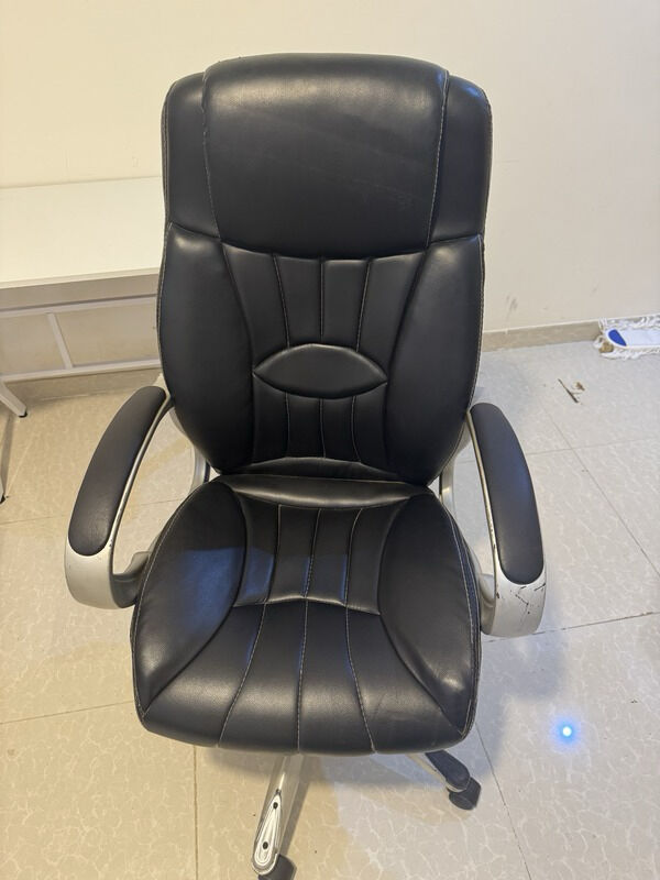 Jeddah, Furniture, SAR 250,  Study Table/Work Desk & Office Chair &ndash; 250 SAR